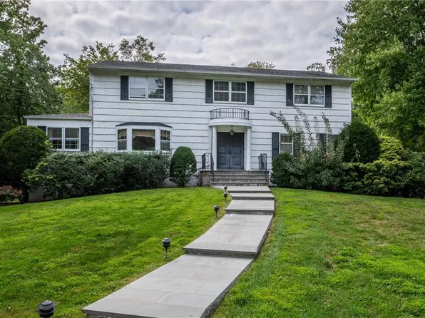 14 Kolbert Drive, Scarsdale, NY 10583