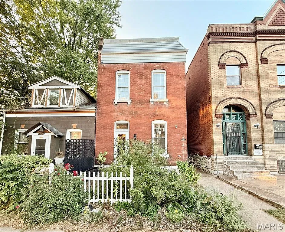 7505 Pennsylvania Ave photo 1
