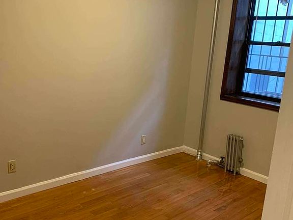 3rd image of 58 Henry St #2B