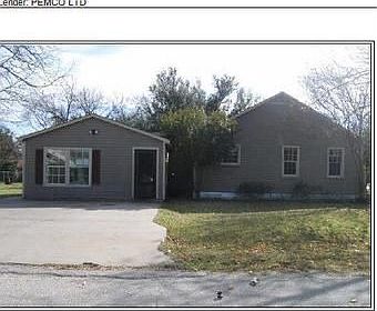 1st image of 701 E Crockett St