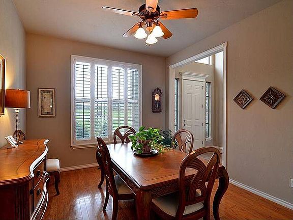 Formal Dining