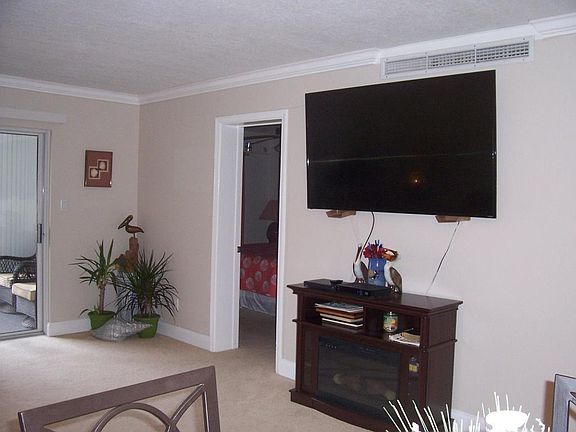5th image of 3857 Indian Trail Dr #305