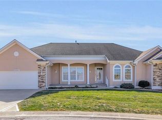 22621 Cole Ct, Peculiar, MO 64078
