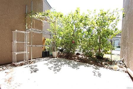 5th image of 10621 Lakeside Dr S Unit A