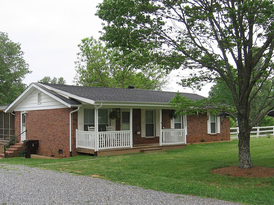 Beautiful Country Setting