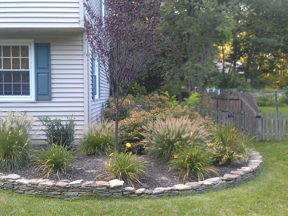 Front yard wall