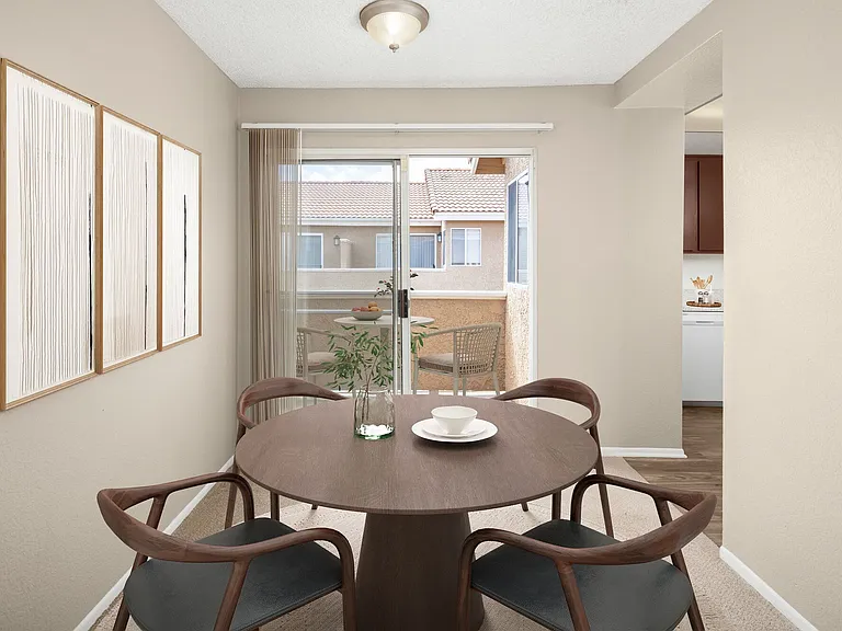 Linden Court — Photo 11