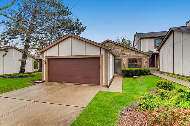 1st image of 1006 Wheaton Oaks Dr