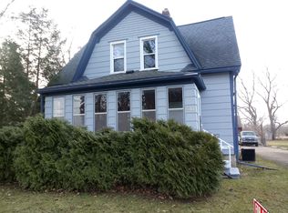 611 S Main St, Bellevue, MI 49021