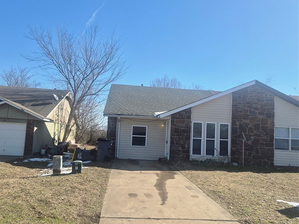 1st image of 14255 S Hickory Pl