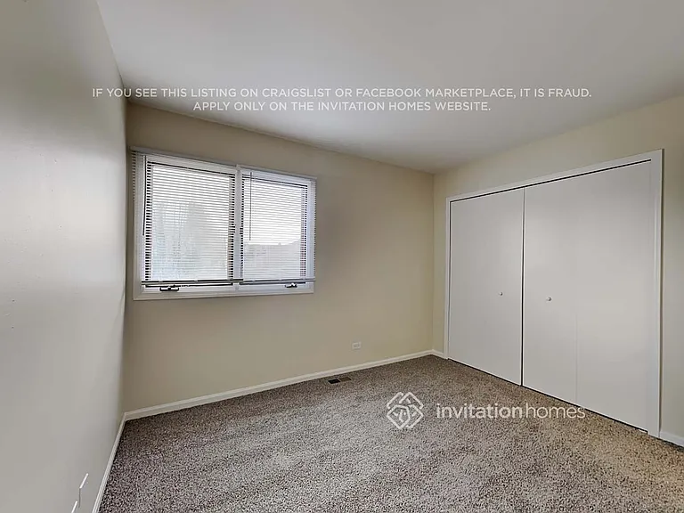 2761 Melbourne Ln — Photo 17
