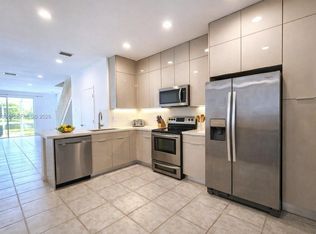 3686 San Simeon Cir #3686, Fort Lauderdale, FL 33331