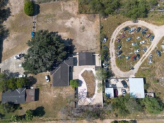 5th image of 4021 W Rogers Rd