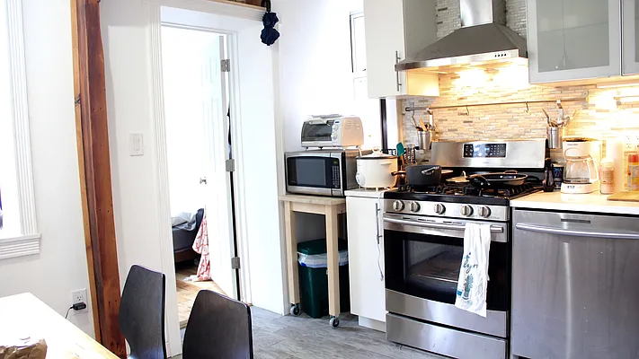 Rented by True Real Estate Group | media 4