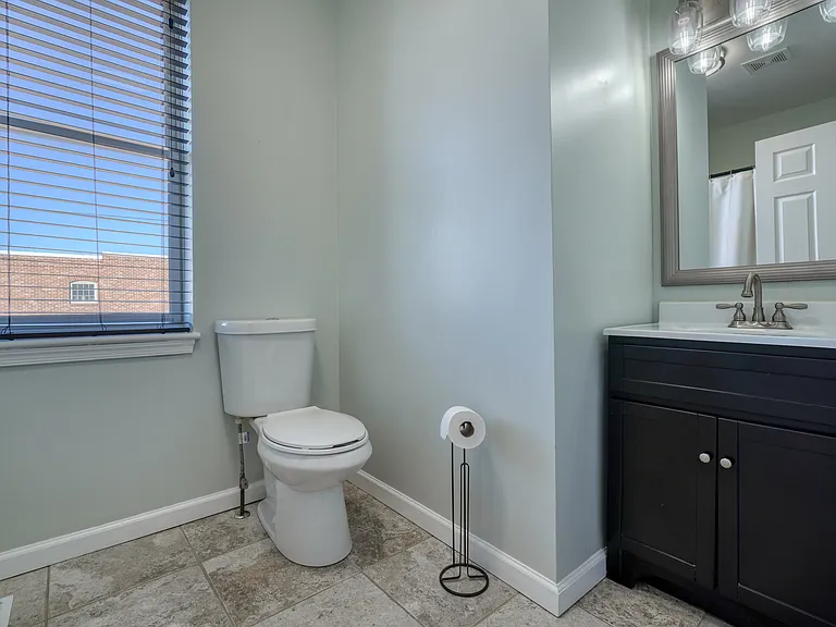 36 N Ellwood Ave — Photo 19