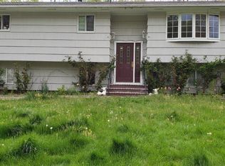 92 Rock Hill Rd, Old Bridge, NJ 08857