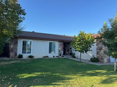 895 W Euclid Ave, Clovis, CA, 93612