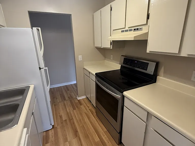 1313 Airport Dr #E6 — Photo 8