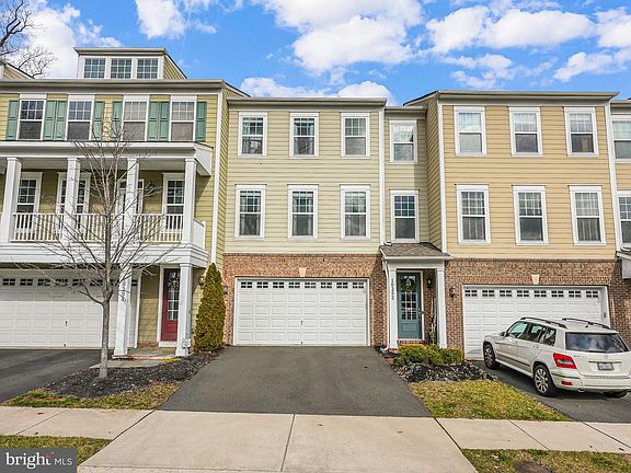 2nd image of 10292 Greenspire Dr