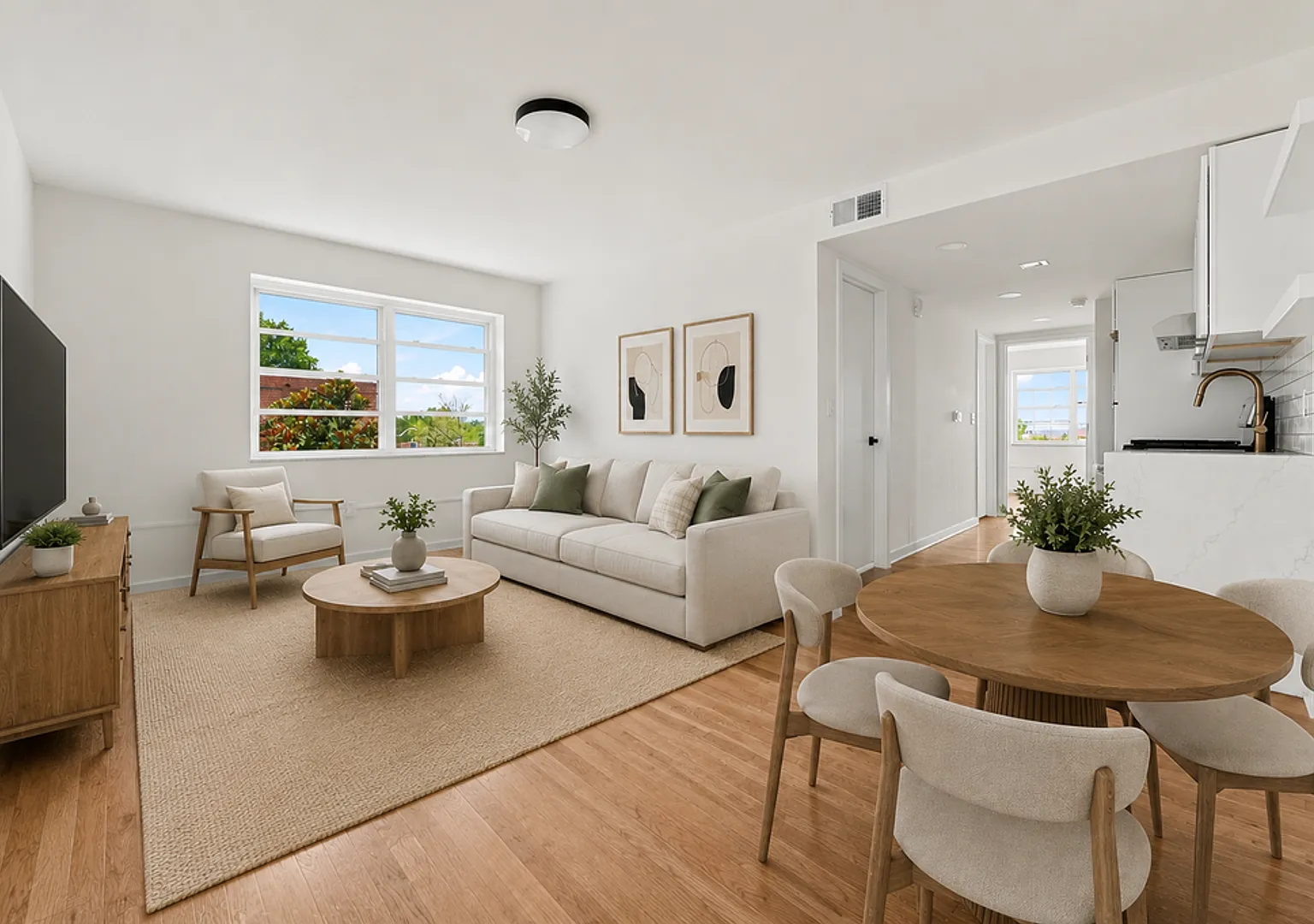 5440 Fifth Ave — Photo 1