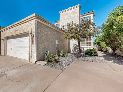6209 Academy Ridge Dr NE, Albuquerque, NM, 87111