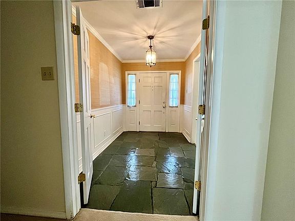 4th image of 4600 Henican Pl