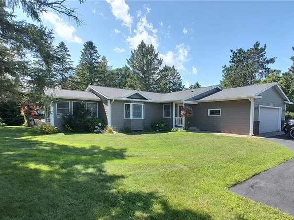 703 Oregon Street, St Croix Falls, WI 54024