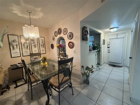 2791 N Pine Island Rd APT 301, Sunrise, FL 33322