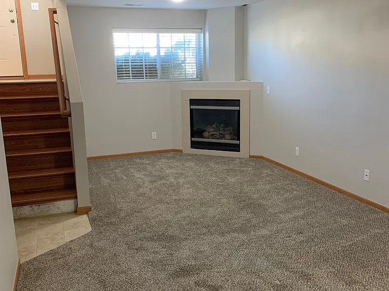 15427 Davidson St — Photo 8