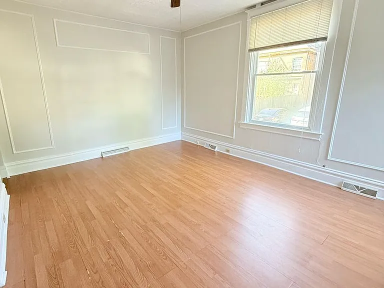 804 Heths Ave — Photo 7