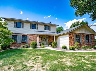 271 Berlekamp Dr, Saint Charles, MO