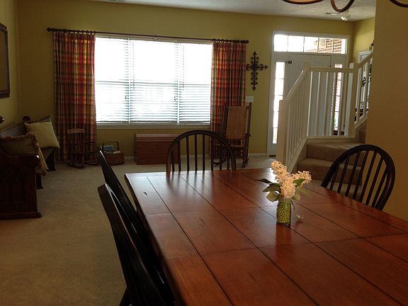 Front Living Room & Dining 