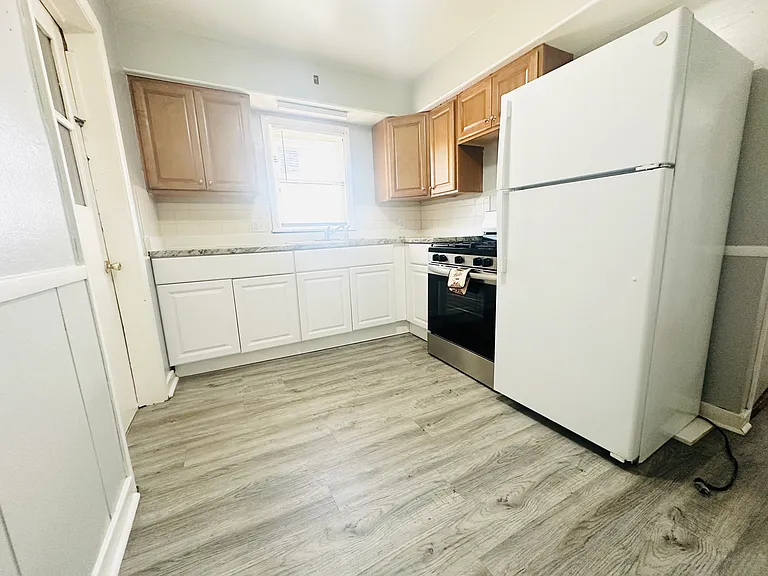 1008 Adams St SE #1 — Photo 9