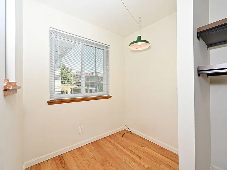 The Diane Apartments — Photo 8
