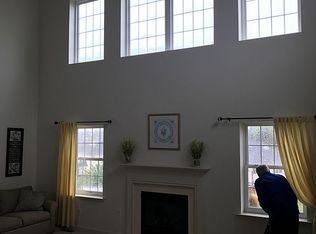 207 McNair Cir, Northampton, PA 18067