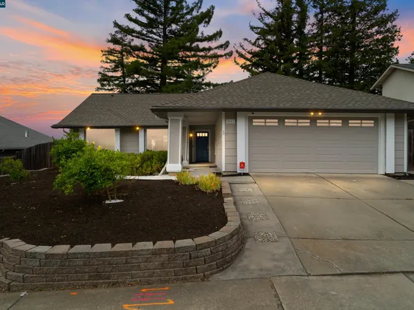 2413 Hill View Ln, Pinole, CA 94564