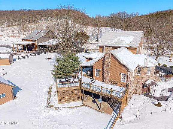 5th image of 1409 Dunkard Hollow Rd