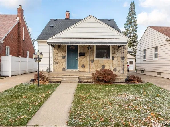1094 Cloverlawn Blvd, Lincoln Park, MI 48146