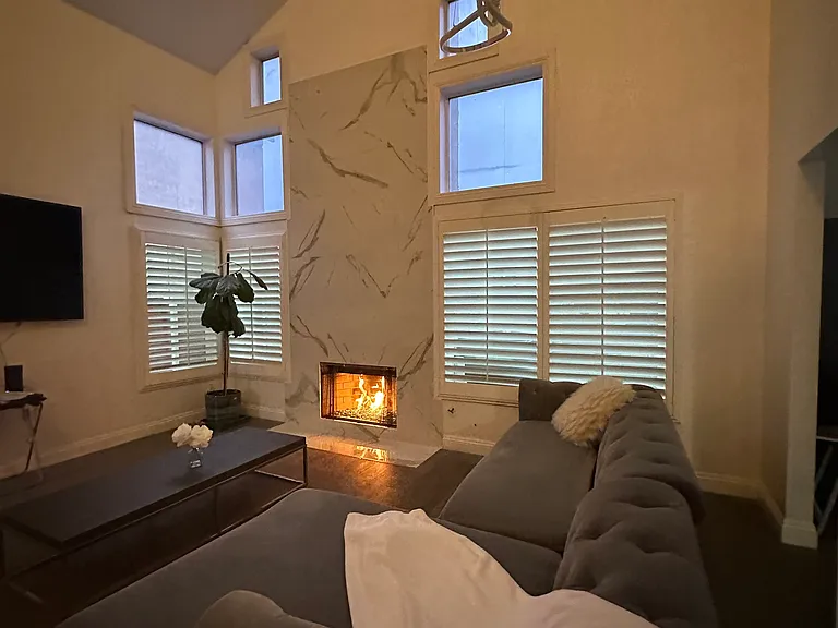 15558 Willow Dr — Photo 2