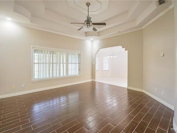 2nd image of 2320 Pelican Ave