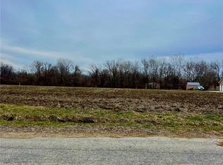 8738 Le Pere School Rd, Millstadt, IL 62260
