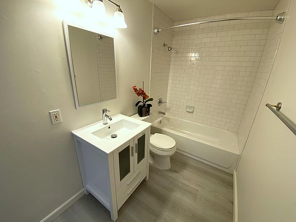 5th image of 744 20th Ave #A