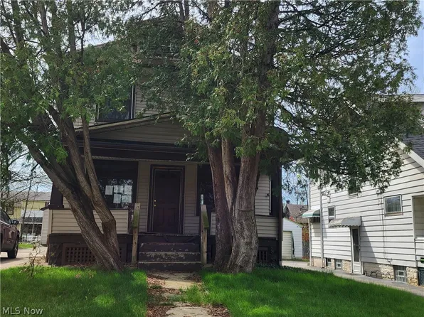 611 Cohasset Dr, Youngstown, OH 44511