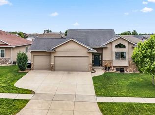 3589 Faulkner Ave, Marion, IA 52302