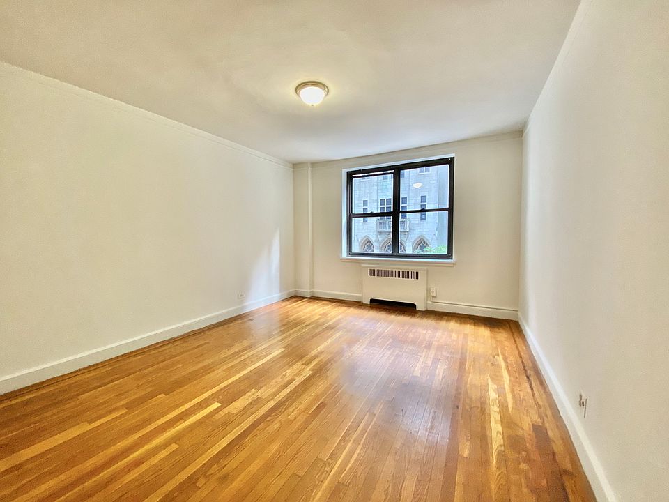 1st image of 8 E 48th St APT 4E