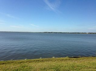 442 S Burnett Dr, Baytown, TX 77520