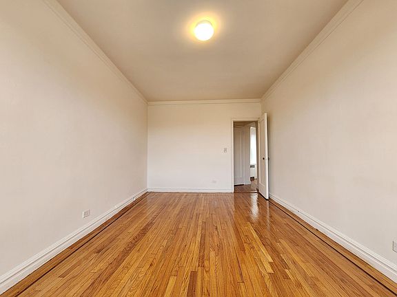 5th image of 30 Park Ter E APT 6B