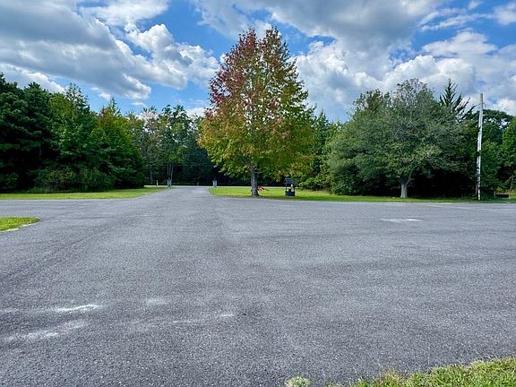 3rd image of 1309 Tyler Rd