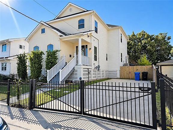 2nd image of 422 33rd St