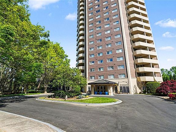 2nd image of 1501 Clairmont Rd APT 224